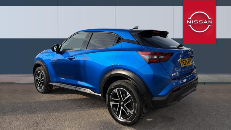 Nissan Juke 1.0 DiG-T N-Connecta 5dr Petrol Hatchback